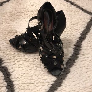 BCBGirls Dimitria black leather heels sz 7